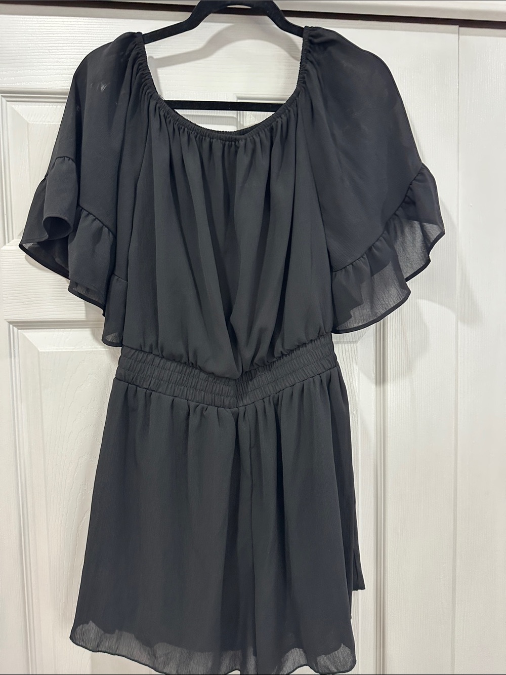 Women's Black Off-Shoulder Flutter Sleeve Dress